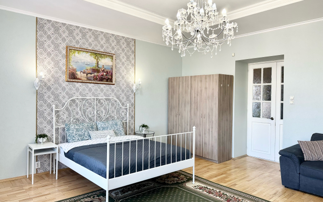 Апартаменты SpbStay с 3 спальнями на Некрасова 1