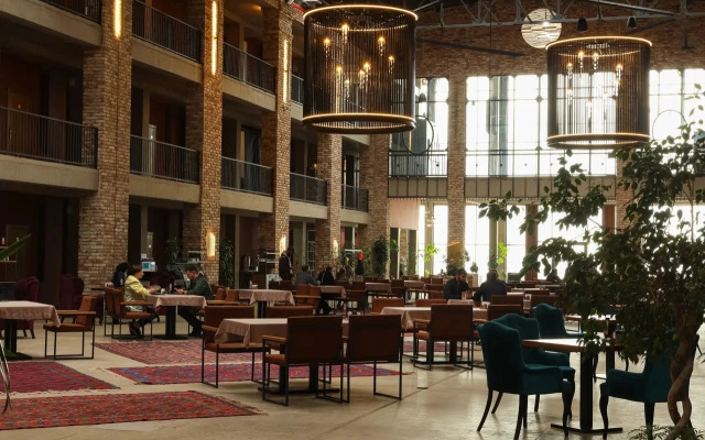 Alleya Resort Hotel