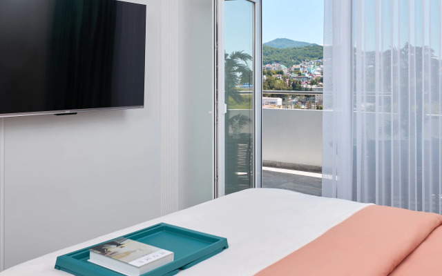 Lyuks Moriel Flat