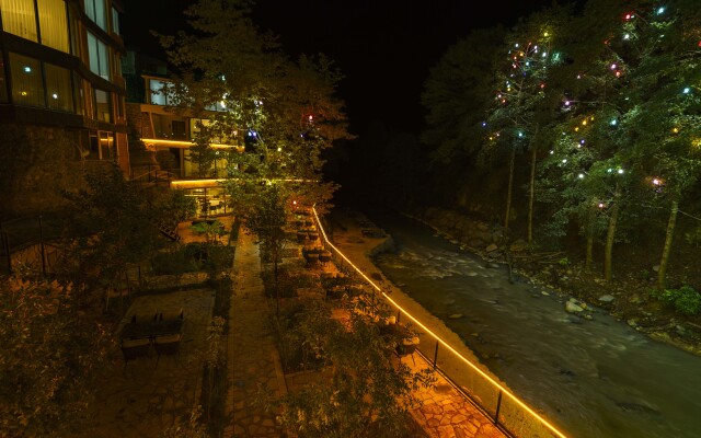 MacarTaşı Hotel