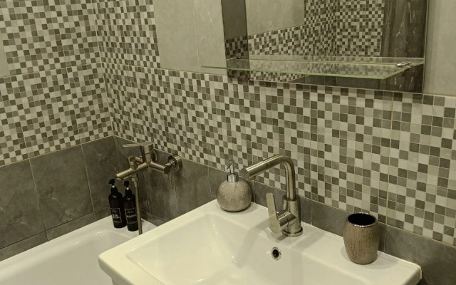 Квартира Возле Арт полка