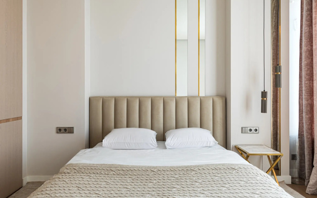 Flat Inn ryadom s metro Avtozavodskaya v zhk Story Apartments