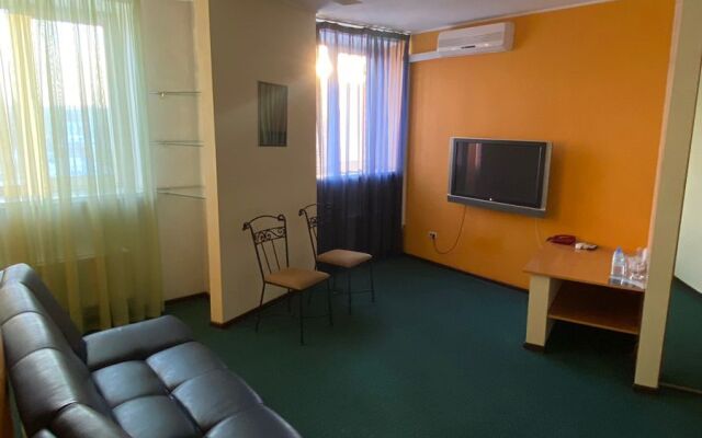 Galaktika Razvlecheniy Mini-Hotel