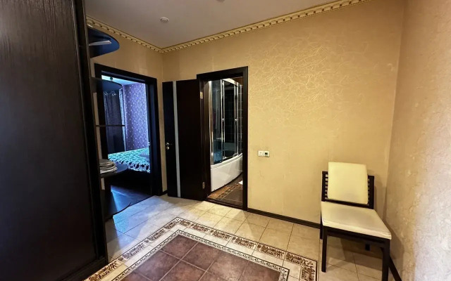 Dvukhkomnatnaya Na Bakalinskoy, 25 Flat