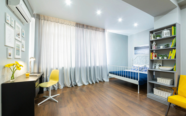 Na Naberezhnoj Sevastopolya Apartments