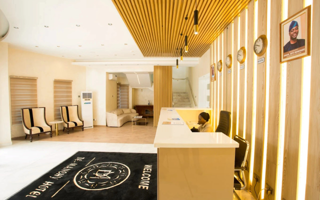 Отель De Manchy Suites
