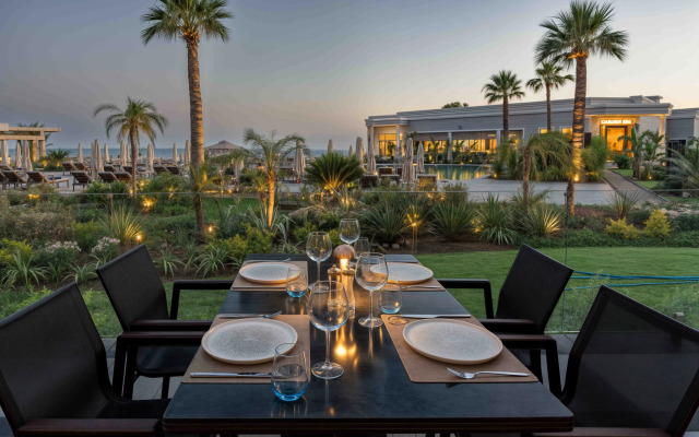 Merit Royal Gardens Hotel & Casino