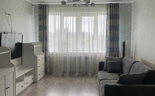 Апартаменты Midea 72