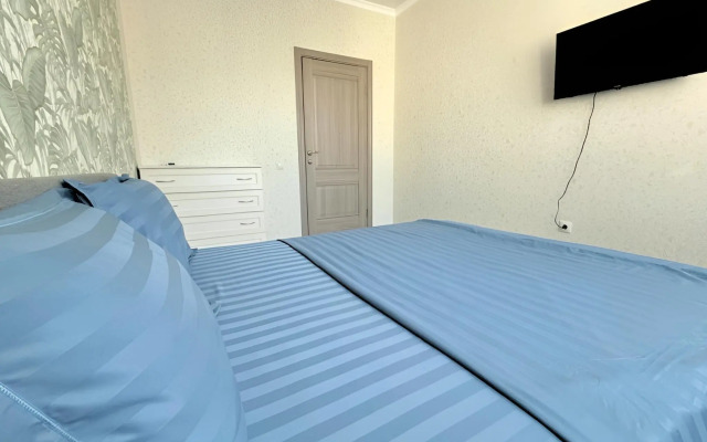 Квартира Большая Двухкомнатная в Центре Города