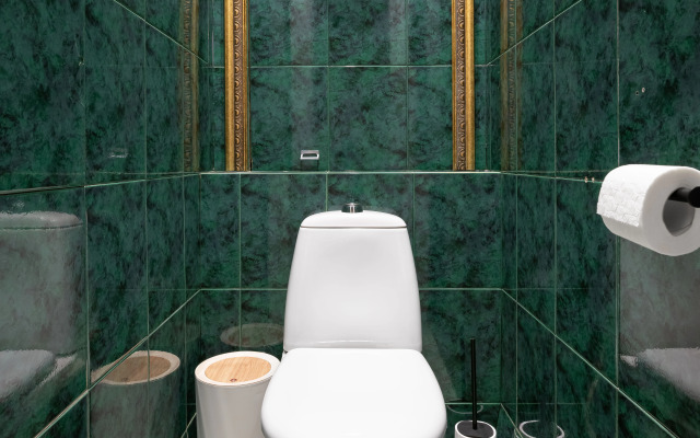 Квартира GM Apartments Четырехкомнатные с двумя санузлами