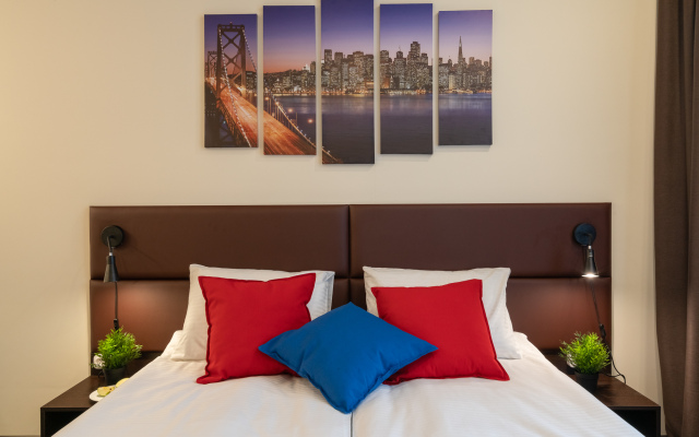 Апартаменты Елагин 75