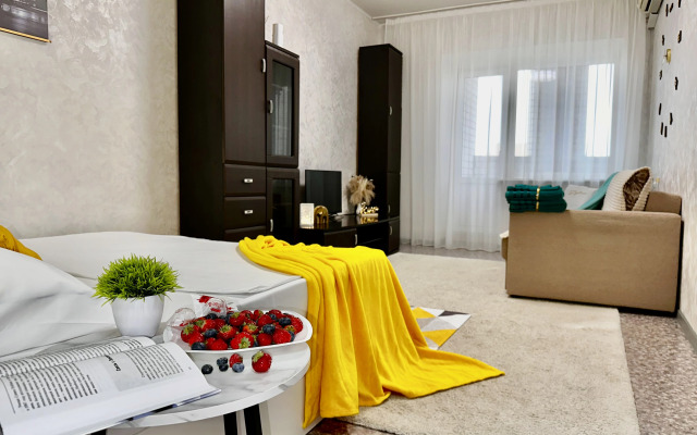 U Mamaeva Kurgana V Tsentre Goroda Flat