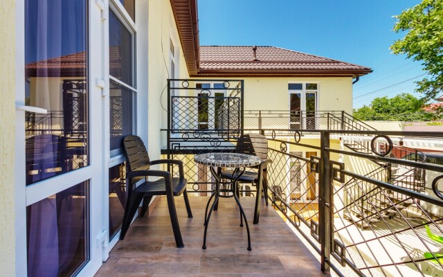 Villa Venetsiya 1 Morskaya Liniya Guest House