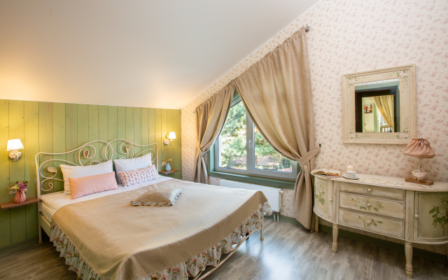 Shebbi Shik Guest House