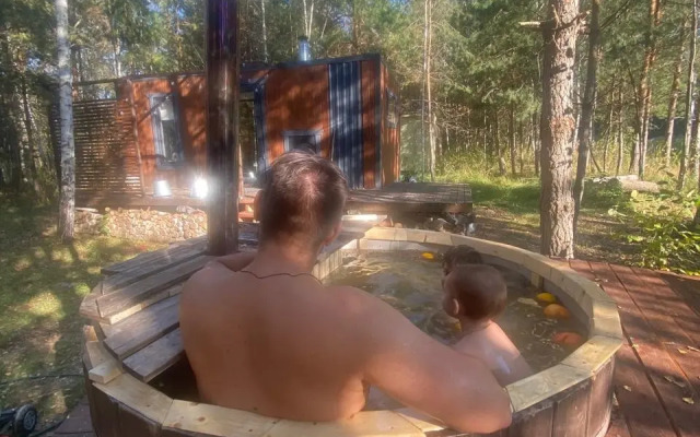TinyDacha Mozhzhevelnik Glamping