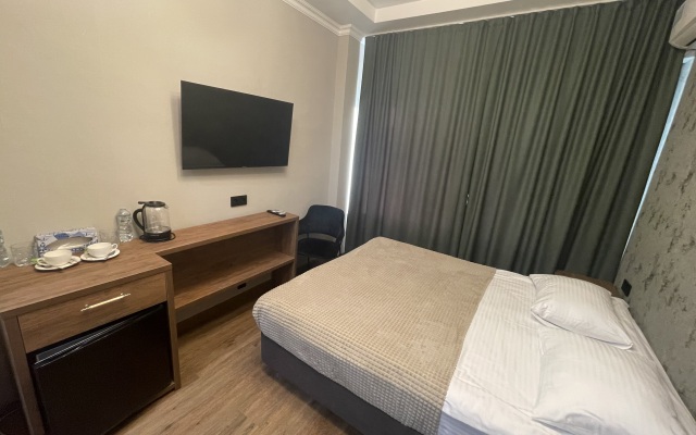 Afeliya Hotel