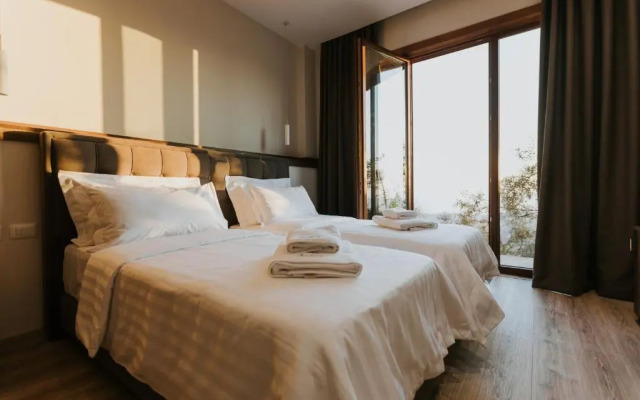 Kroi Hotel