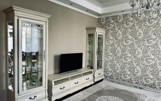 Unique Apart Garden v Samom Centre Kemerovo na Glavnoj Progulochnoj Ulice Vesennej 16 Apartaments