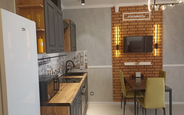 Dizaynerskaya Kvartira S Vidom Na Chernoye More Flat