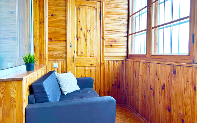 Апартаменты Комфорт класс, Факел Социализма 18