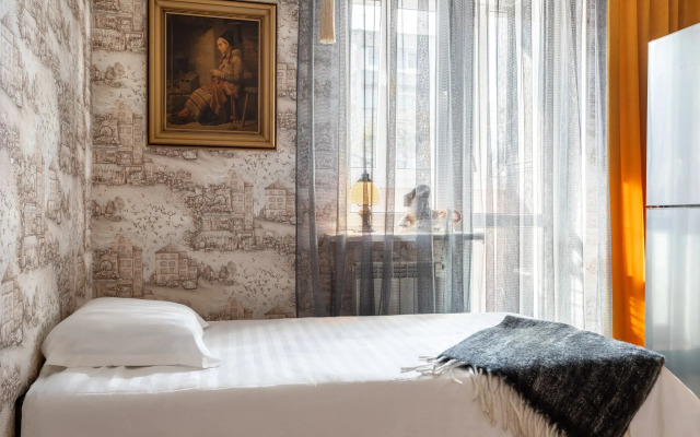 Dvukhkomnatnye Bookingapart Komfort  U Korolevskikh Vorot Apartment