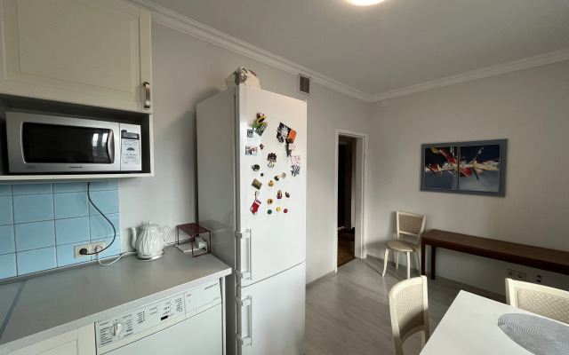 M. Smolenskaya Stilnaya 1-Kh Komn. Flat
