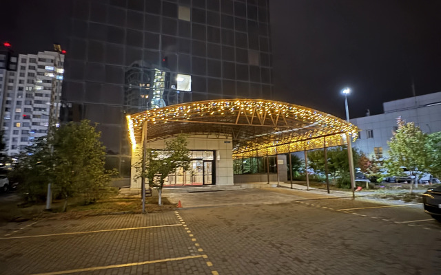Kun' Lun' Hotel