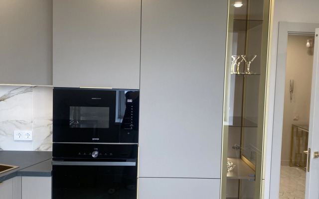 Na Ermakova Flat