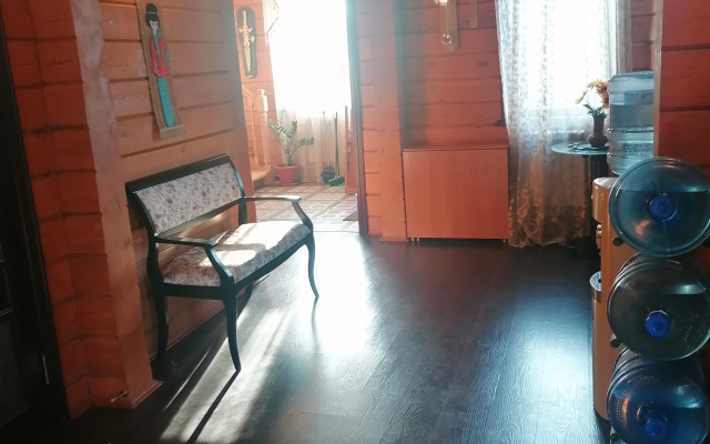 Uyutny Guest House