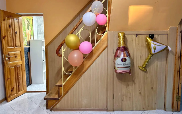 Частный дом в центре у метро