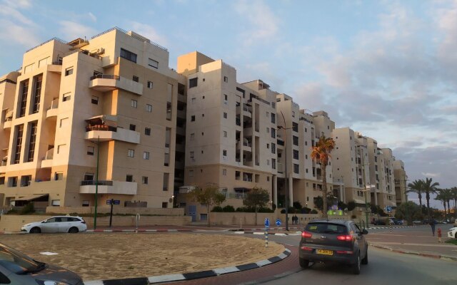 Next To The Marina Apartments