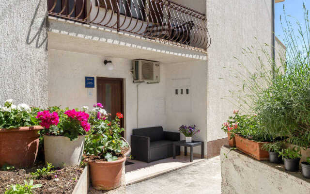 Marasovic - Roko & Lea Apartments