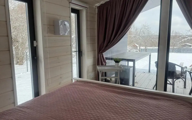 Dom Na Krayu Lesa Private House