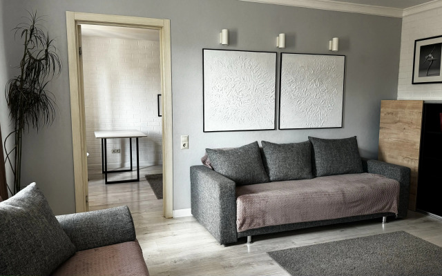 Апартаменты на улице Красной Позиции 11