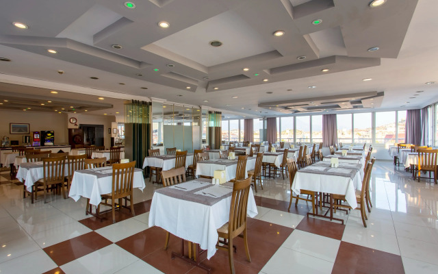 Aslan City Hotel