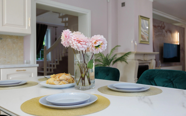 Balticrealty Fyurstenkhaus s baney Private house