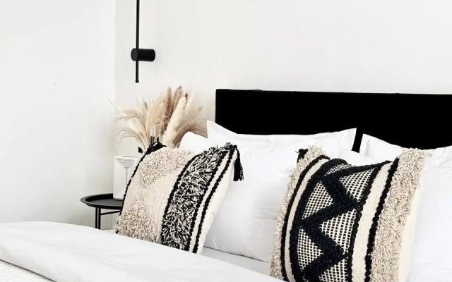 Апартаменты 158/4 Комфорт сити с двуспальной кроватью, диваном и красивым видом