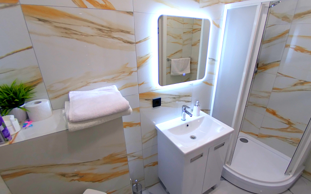 Апартаменты 1 на 2ой Лежневской Улице 18