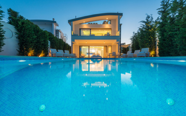 Lombardi Villa