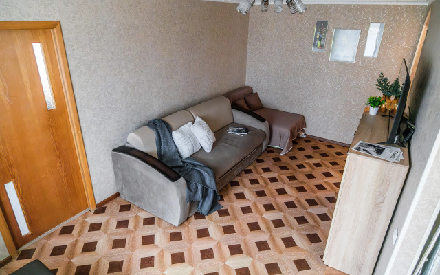 Апартаменты Двухкомнатные по Авиаторов 7