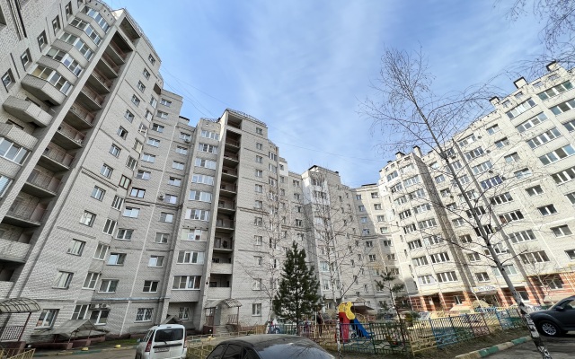1-kom Solnechnyy bul'var 2-178 Kaluga tsentr KakDoma Flat