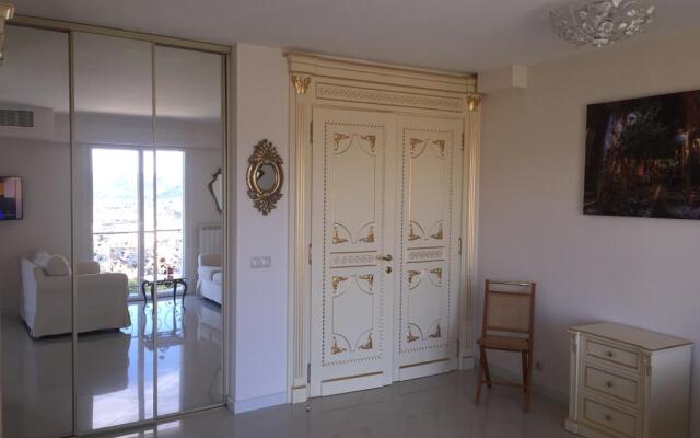 Вилла Солея