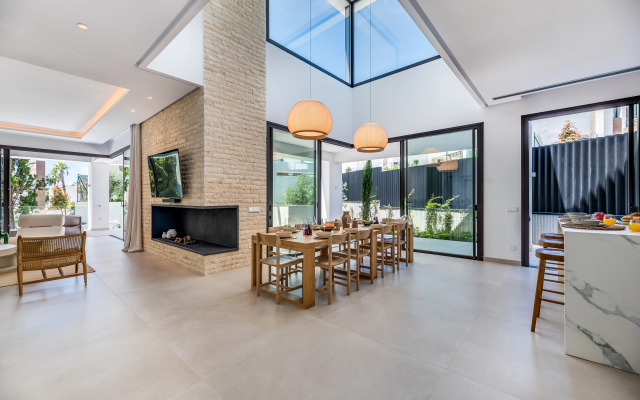 All About Villa Lavanda