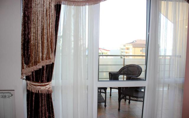 Almira Garden Guest House
