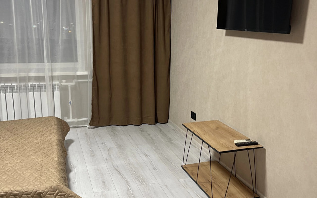 Квартира Ворошилова 155. 8 этаж, Лифт