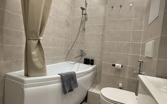 Uyutnaya S Novoy Mebelyyu I Tekhnikoy Flat