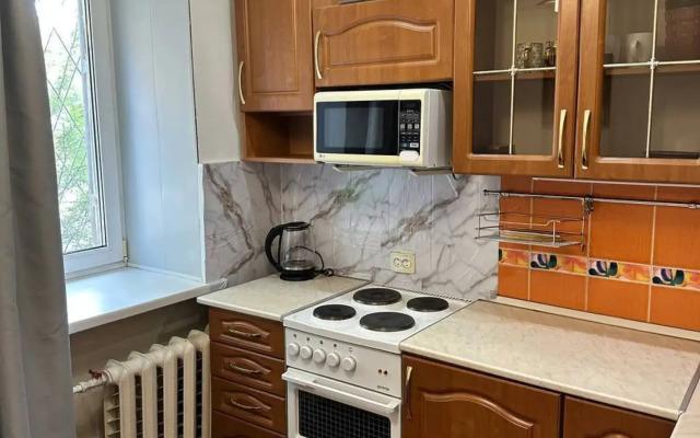 Geologicheskaya 16 Flat