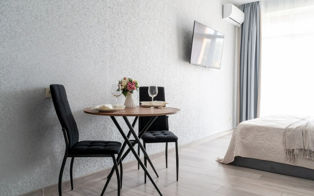 Zhk Alleya Park S Balkonom Vozle Morya Flat