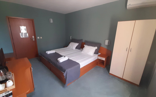 Отель Saga Ravda