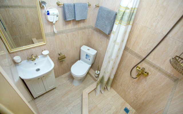 Let Hotel Guest House